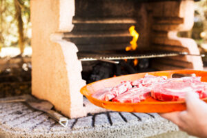 Barbecue_e_forno_in_muratura_il_perfetto_connubio_per_grigliate_indimenticabili_7d1e6265d3